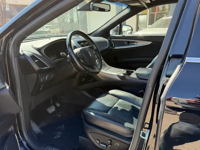 2016 Lincoln MKX Reserve AWD 1 OWNER/MUST BE SEEN! - Photo 10