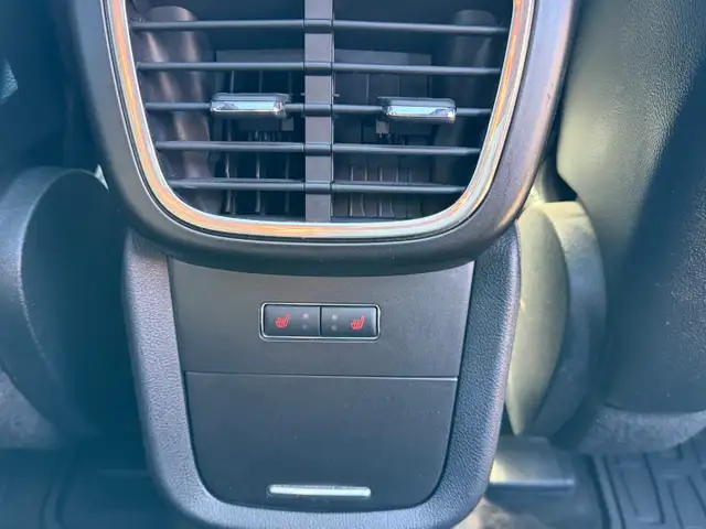 2016 Lincoln MKX Reserve AWD 1 OWNER/MUST BE SEEN! - Photo 17