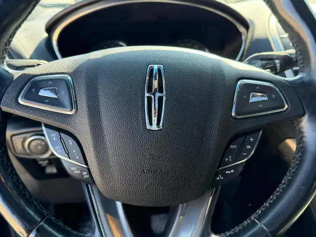 2016 Lincoln MKX Reserve AWD 1 OWNER/MUST BE SEEN! - Photo 19