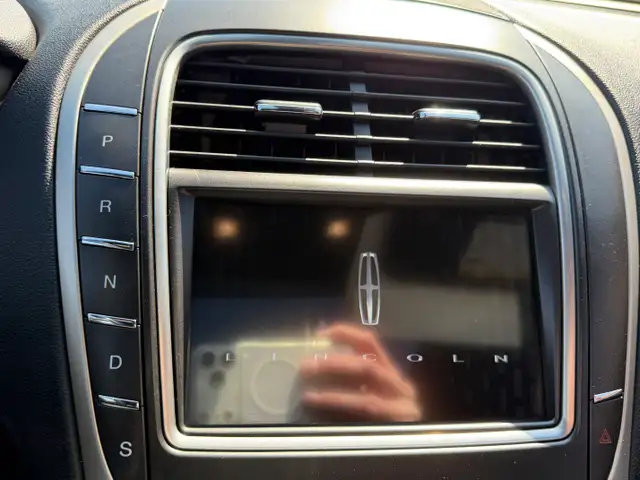 2016 Lincoln MKX Reserve AWD 1 OWNER/MUST BE SEEN! - Photo 20