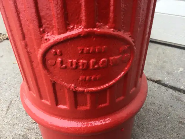 Vintage Fire Hydrant - Photo 3