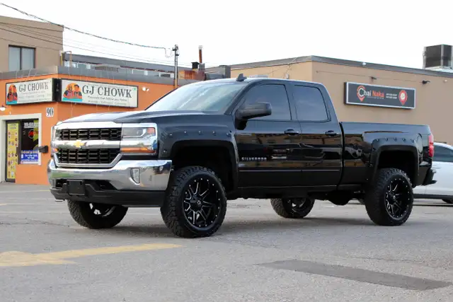 2018 Chevrolet Silverado 1500 LT Lifted Certified 2 Warranty - Photo 3