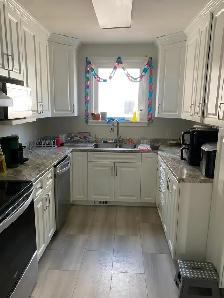 Summer Sublet Available - May 1-August 31 - 224 Collingwood St. - Photo 8