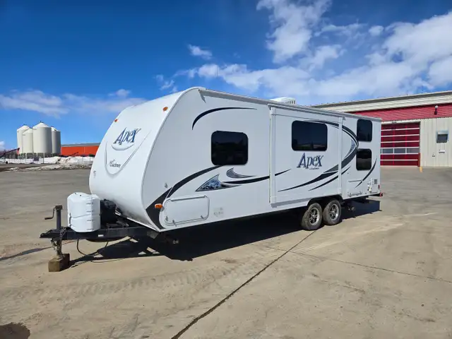 2014 Coachman Apex 23 Ft T/A Travel Trailer 235BHS