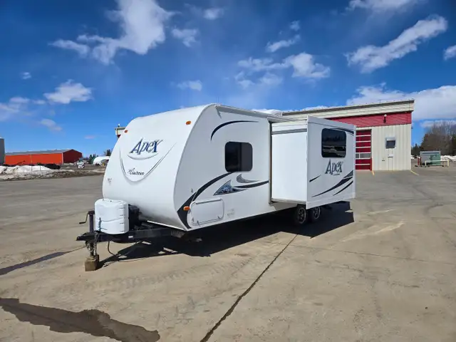 2014 Coachman Apex 23 Ft T/A Travel Trailer 235BHS - Photo 9