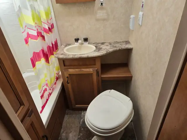 2014 Coachman Apex 23 Ft T/A Travel Trailer 235BHS - Photo 28