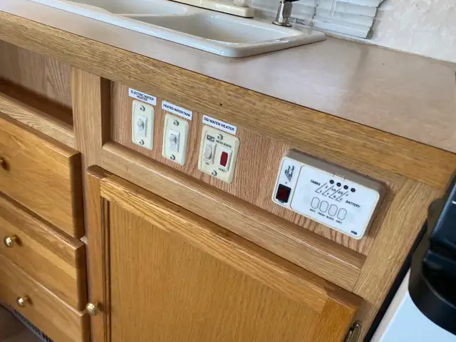 2002 Thor A30R 30 Ft T/A Travel Trailer Aerostar - Photo 27