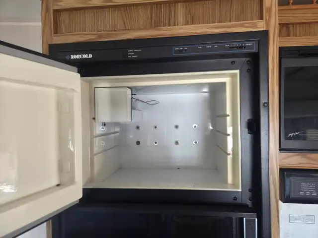 1994 Cobra Industries Cardinal 29 Ft T/A 5th Wheel Travel Traile - Photo 22