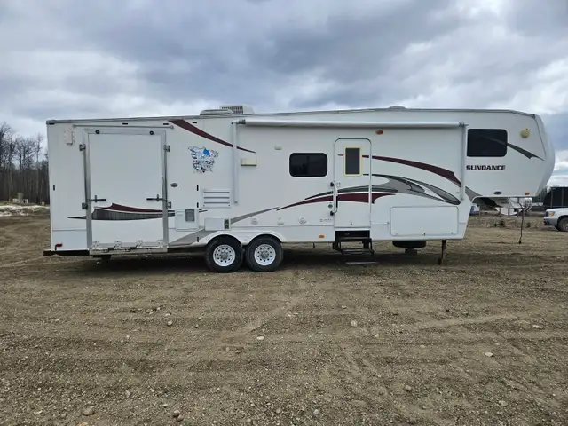 2009 Heartland 3300RC 33 Ft T/A Toy Hauler Fifth Wheel Sundance - Photo 6