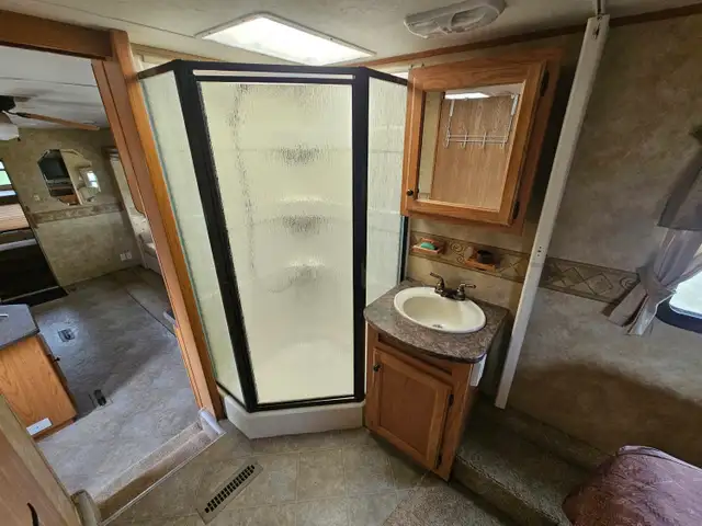 2009 Heartland 3300RC 33 Ft T/A Toy Hauler Fifth Wheel Sundance - Photo 24