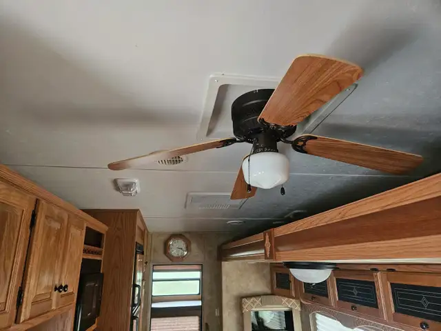 2009 Heartland 3300RC 33 Ft T/A Toy Hauler Fifth Wheel Sundance - Photo 27