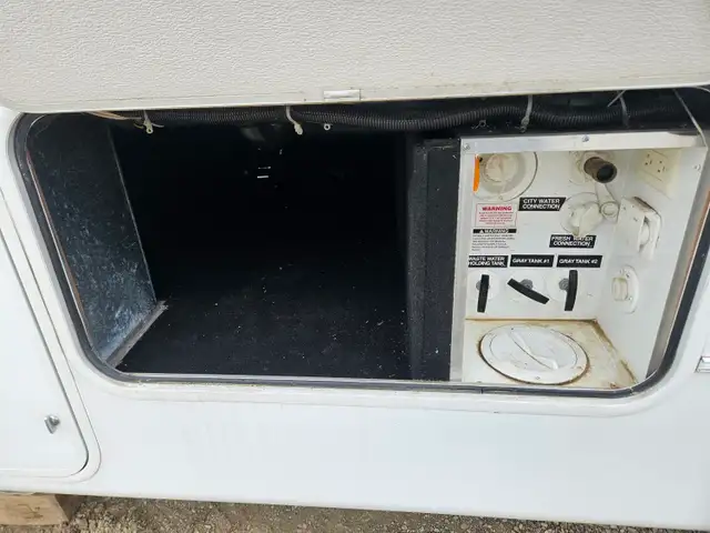 2009 Heartland 3300RC 33 Ft T/A Toy Hauler Fifth Wheel Sundance - Photo 31