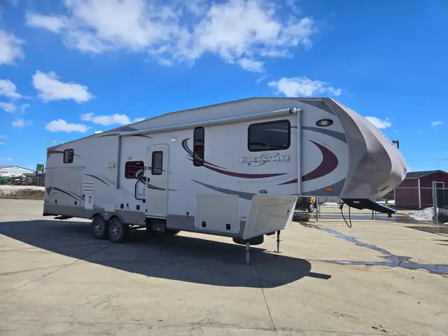 2012 Graystone 33 Ft T/A 5TH Wheel Travel Trailer 33CK - Photo 2