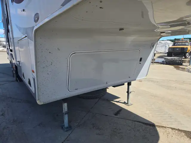 2012 Graystone 33 Ft T/A 5TH Wheel Travel Trailer 33CK - Photo 11