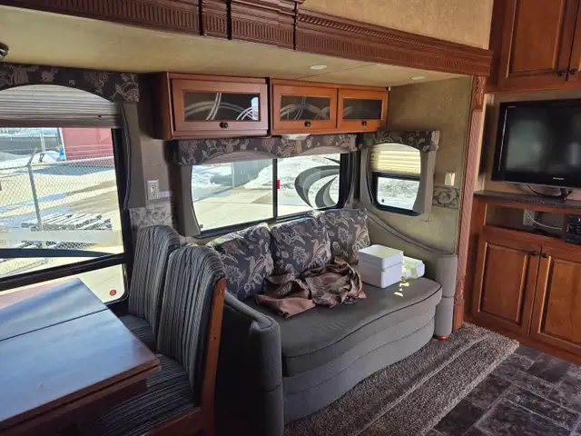 2012 Graystone 33 Ft T/A 5TH Wheel Travel Trailer 33CK - Photo 18