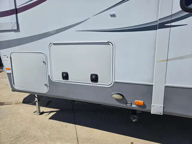 2012 Graystone 33 Ft T/A 5TH Wheel Travel Trailer 33CK - Photo 33