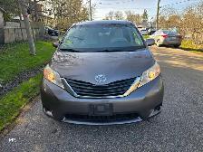 2012 Toyota Sienna LE 8-Pass P. Sliding doors , Bluetooth, Rever - Photo 3