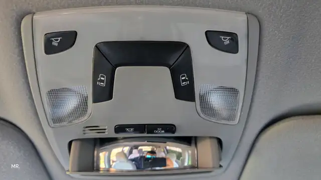 2012 Toyota Sienna LE 8-Pass P. Sliding doors , Bluetooth, Rever - Photo 16