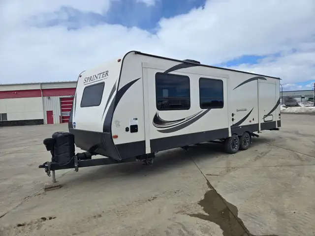 2018 Sprinter 29 Ft T/A Travel Trailer 29FK