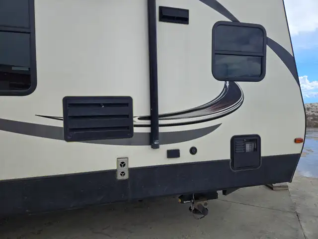 2018 Sprinter 29 Ft T/A Travel Trailer 29FK - Photo 12