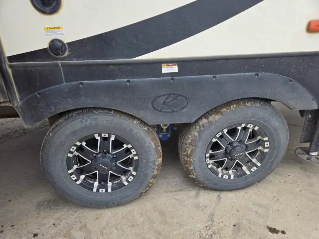 2018 Sprinter 29 Ft T/A Travel Trailer 29FK - Photo 16