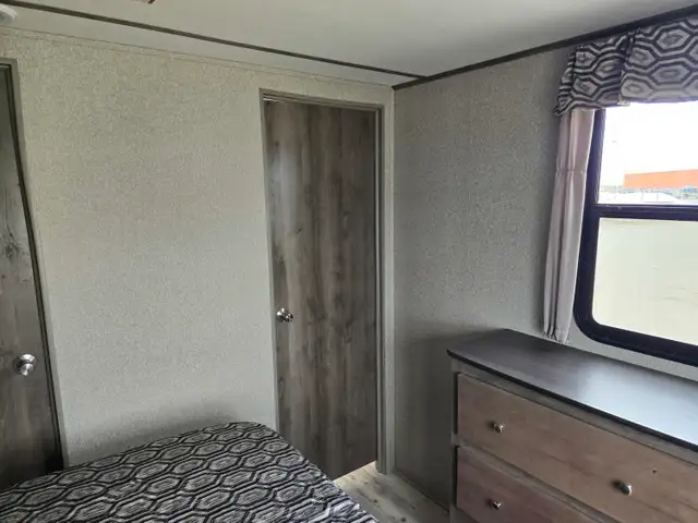 2018 Sprinter 29 Ft T/A Travel Trailer 29FK - Photo 23