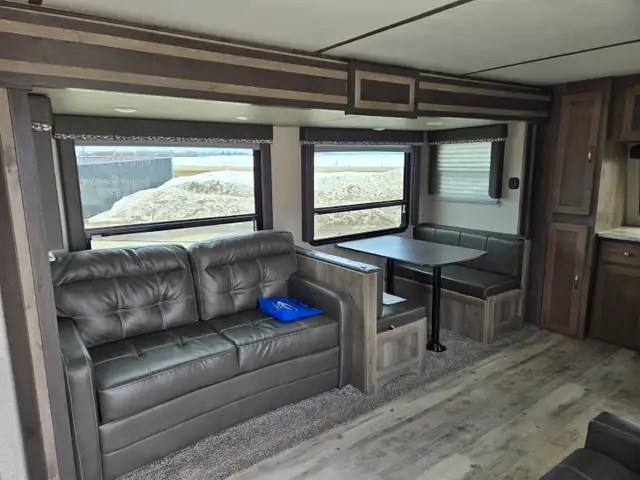 2018 Sprinter 29 Ft T/A Travel Trailer 29FK - Photo 28