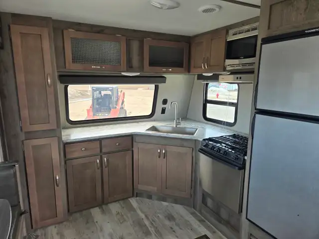 2018 Sprinter 29 Ft T/A Travel Trailer 29FK - Photo 29