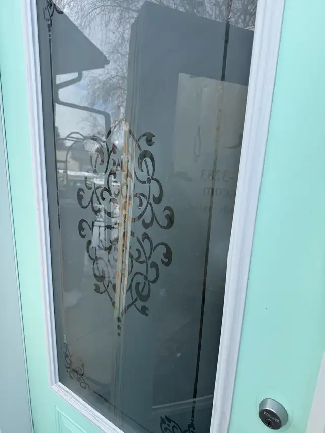 Exterior door - Photo 2