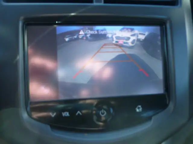 2015 Chevrolet Sonic LT - Photo 15