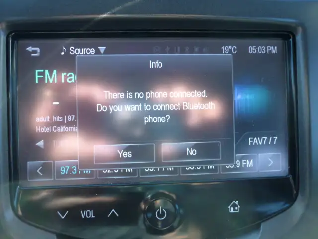 2015 Chevrolet Sonic LT - Photo 16