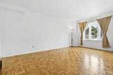 Beautiful  Detached with 3 Bedroom Basement in Brampton - Photo 6