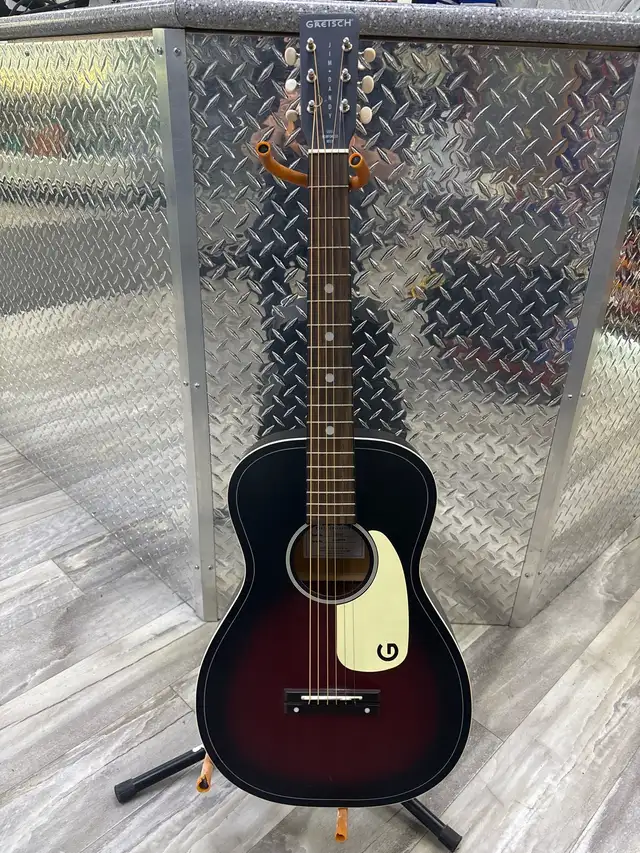 Gretsch G9500 Parlour Guitar