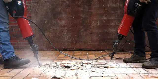 Painter / Demolition / Concrete Work – Toronto GTA – Free Est - Photo 10