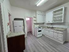 1 bedroom apartment on Selkirk Ave - Photo 7