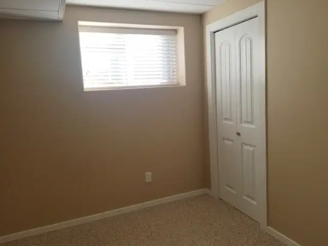 1782 Foxtail Drive-basement suite - Photo 8