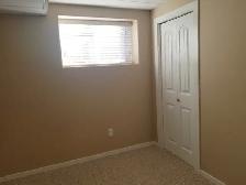 1782 Foxtail Drive-basement suite - Photo 8