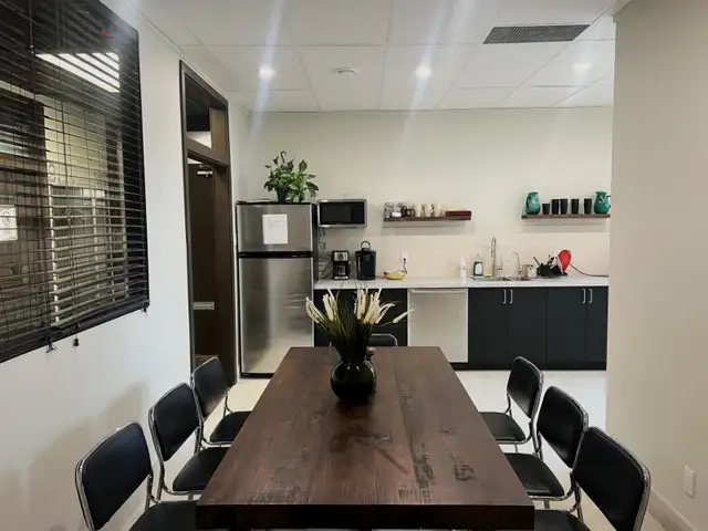 Private Office Space for Rent in Richmond Hill (All-Inclusive) - Photo 6