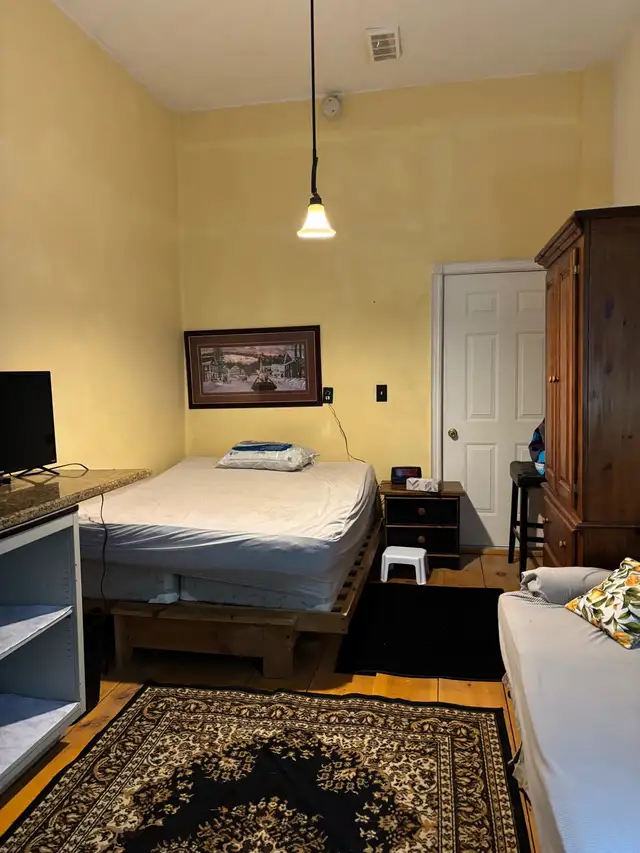 May occupancy, Alliston furnished room $640 inclusive
