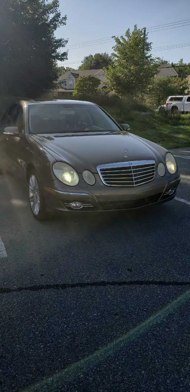 2007 Mercedes Benz E350 4MATIC - Photo 2