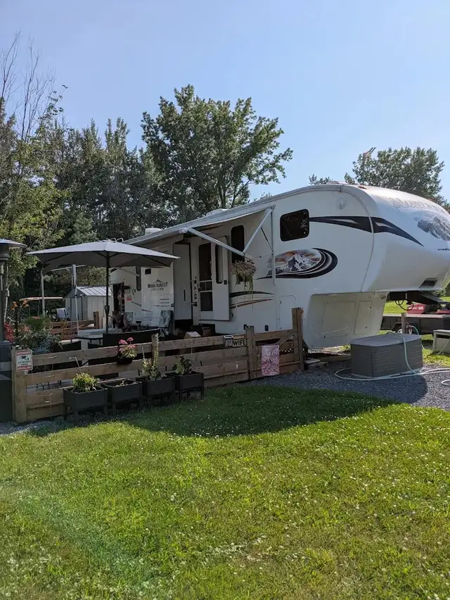 Terrains de camping à louer pour saison 2026 - Photo 6