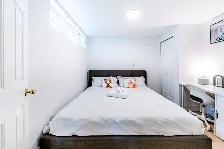 2 private rooms available, shared basement suite, female only - Photo 3
