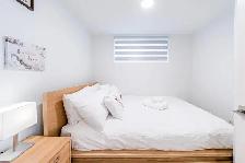 2 private rooms available, shared basement suite, female only - Photo 4
