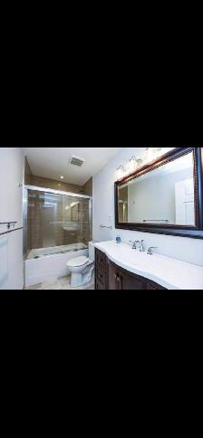Mainfloor Room available for Rent - Photo 3