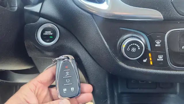 2019 Chevrolet Equinox LT AWD - Photo 14