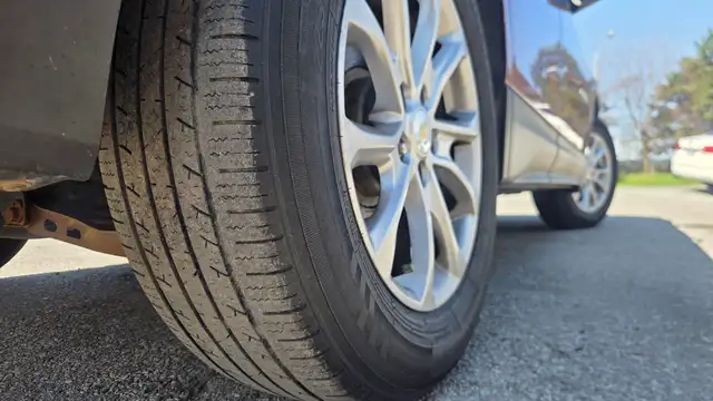 2019 Chevrolet Equinox LT AWD - Photo 16