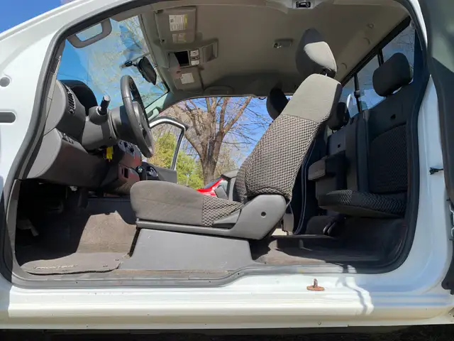 2016 NISSAN FRONTIER KING CAB CERTIFIED W SAFETY V6 - Photo 11