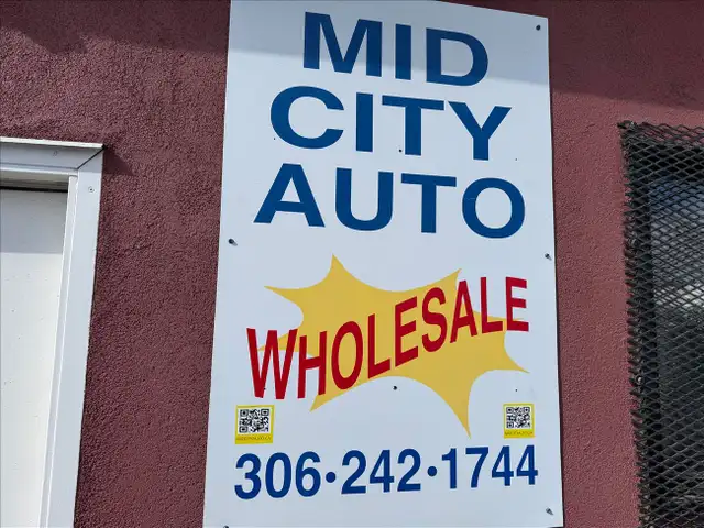 2015 Toyota RAV4 XLE AWD - Photo 5