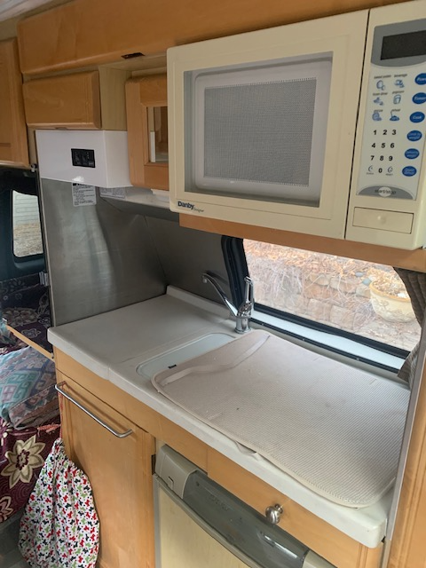 Super Chevy Roadtrek - Photo 2