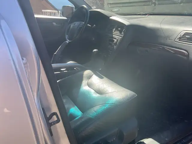 2002 Volvo XC70 - Photo 5